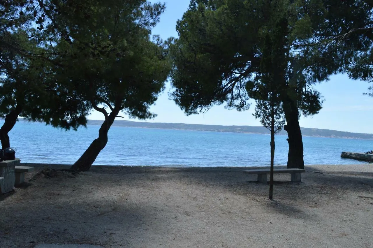 Apartment Nikolic Kaštela